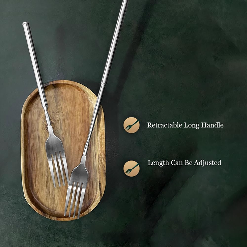 Portable retractable cutlery