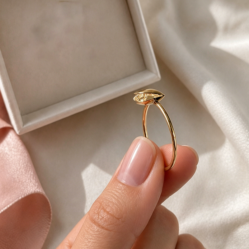 Gold Diamond Shell Ring