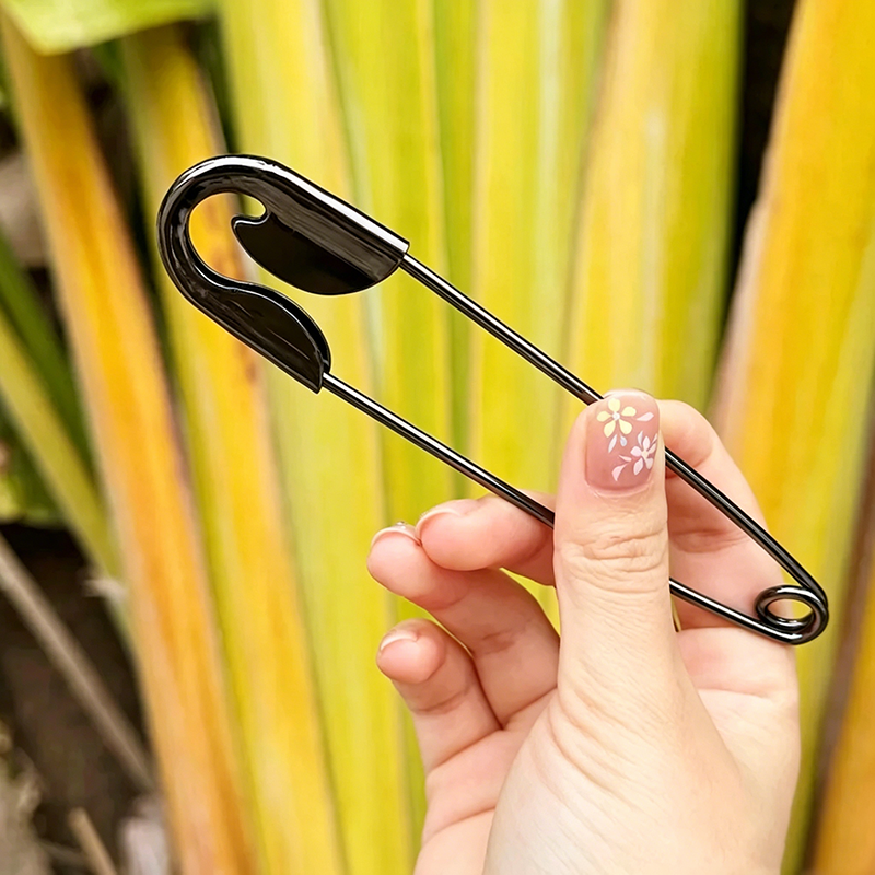 Casual Creative Glossy Pin-Style Hair Clip