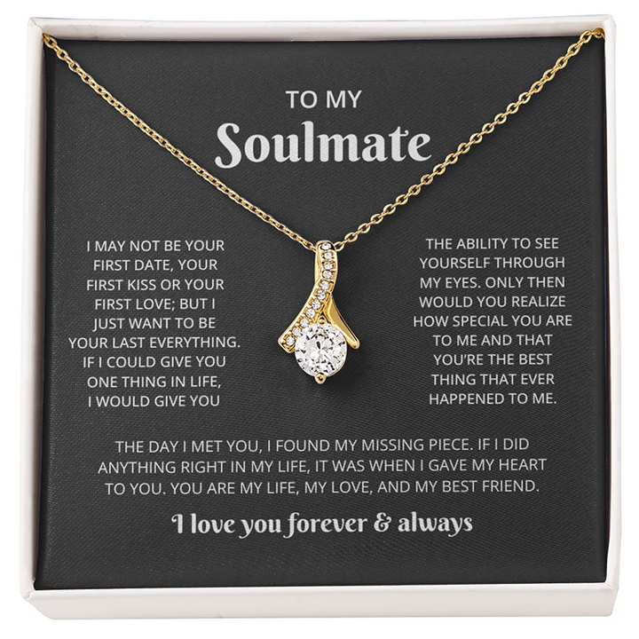 Interlocking Heart Pendant Necklace