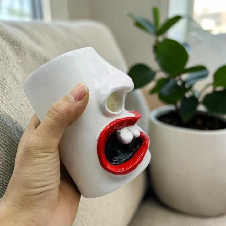 Creative Nose Picking Resin Tissue Box