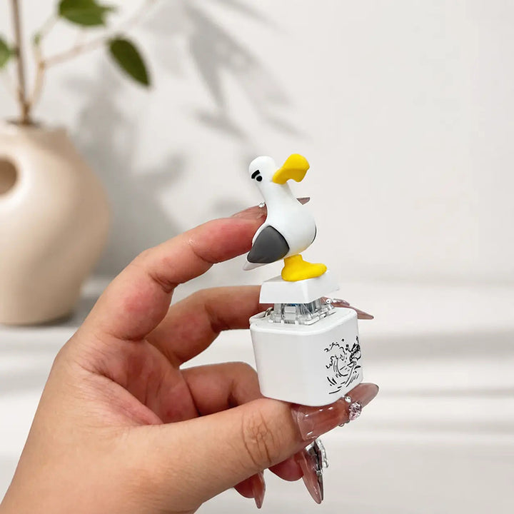 Seagull Stress-Relief Sound-Making Toy Keychain
