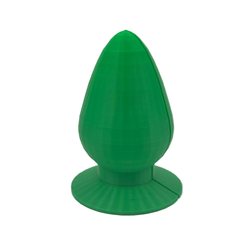 Magnetic cover for rear trailer hitch ball